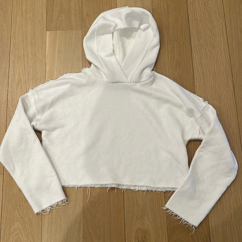 Katie J NYC - tween XL - white cropped sweatshirt